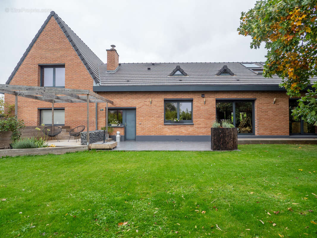 Maison à CHERENG