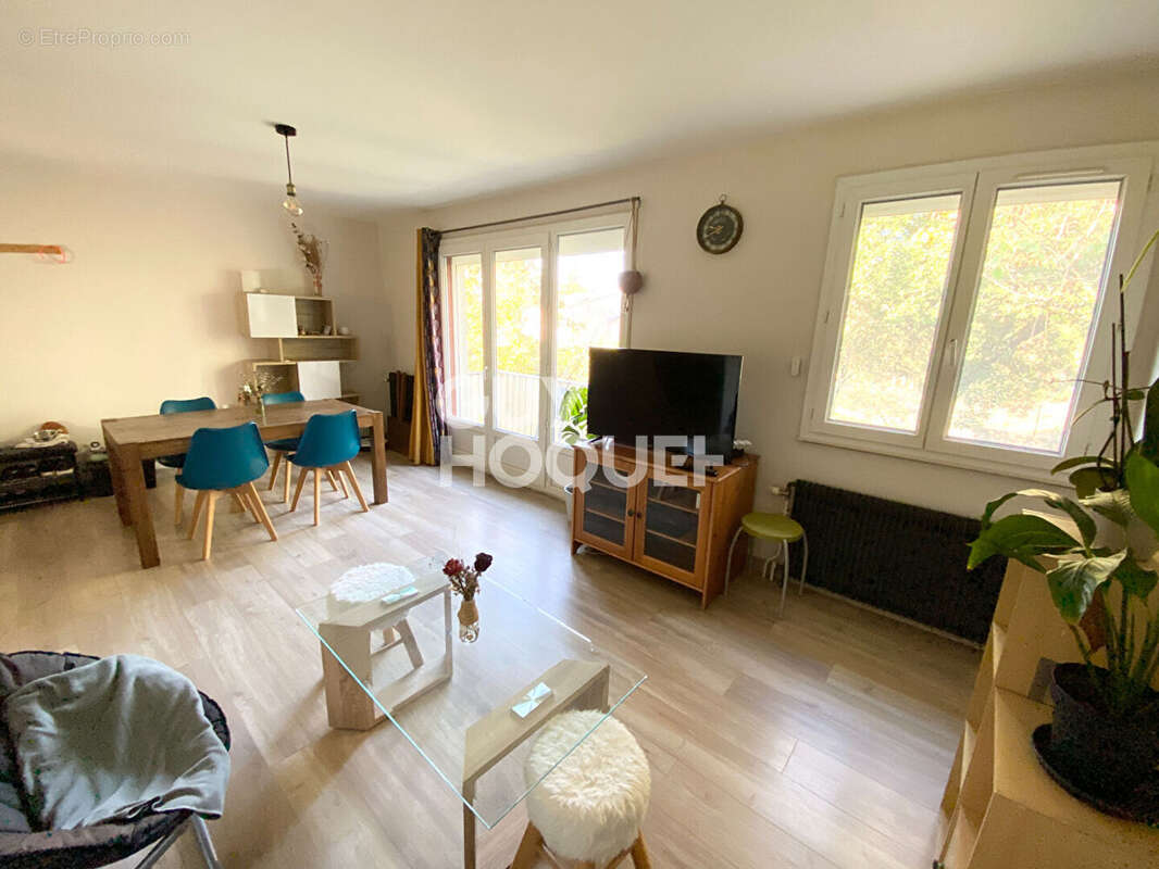 Maison à LACHAPELLE-SOUS-AUBENAS