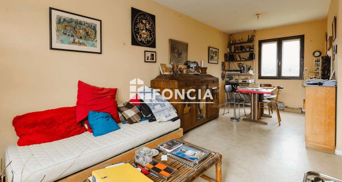 Maison à CHARTRES-DE-BRETAGNE