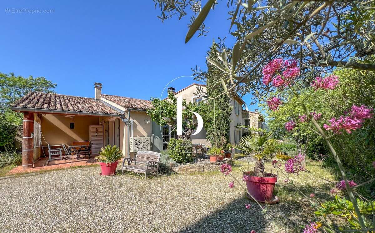 Maison à GOUDARGUES