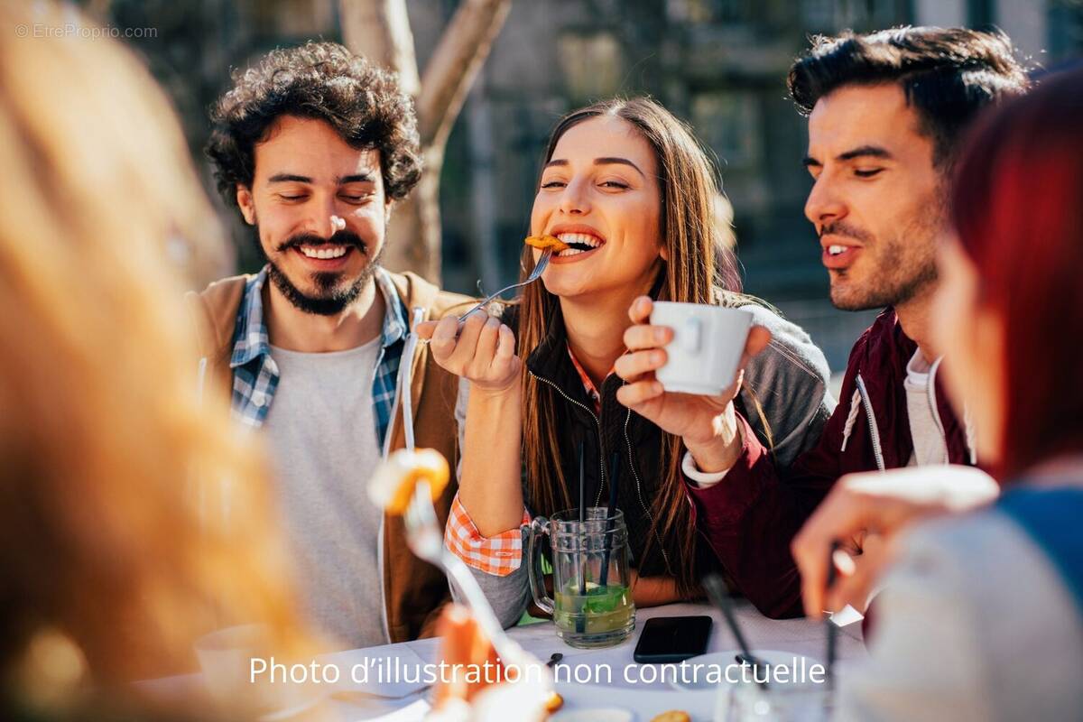 Autre à LA ROCHE-SUR-FORON
