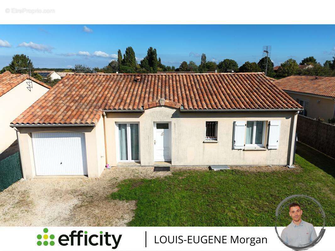 Maison à LA VILLEDIEU-DU-CLAIN