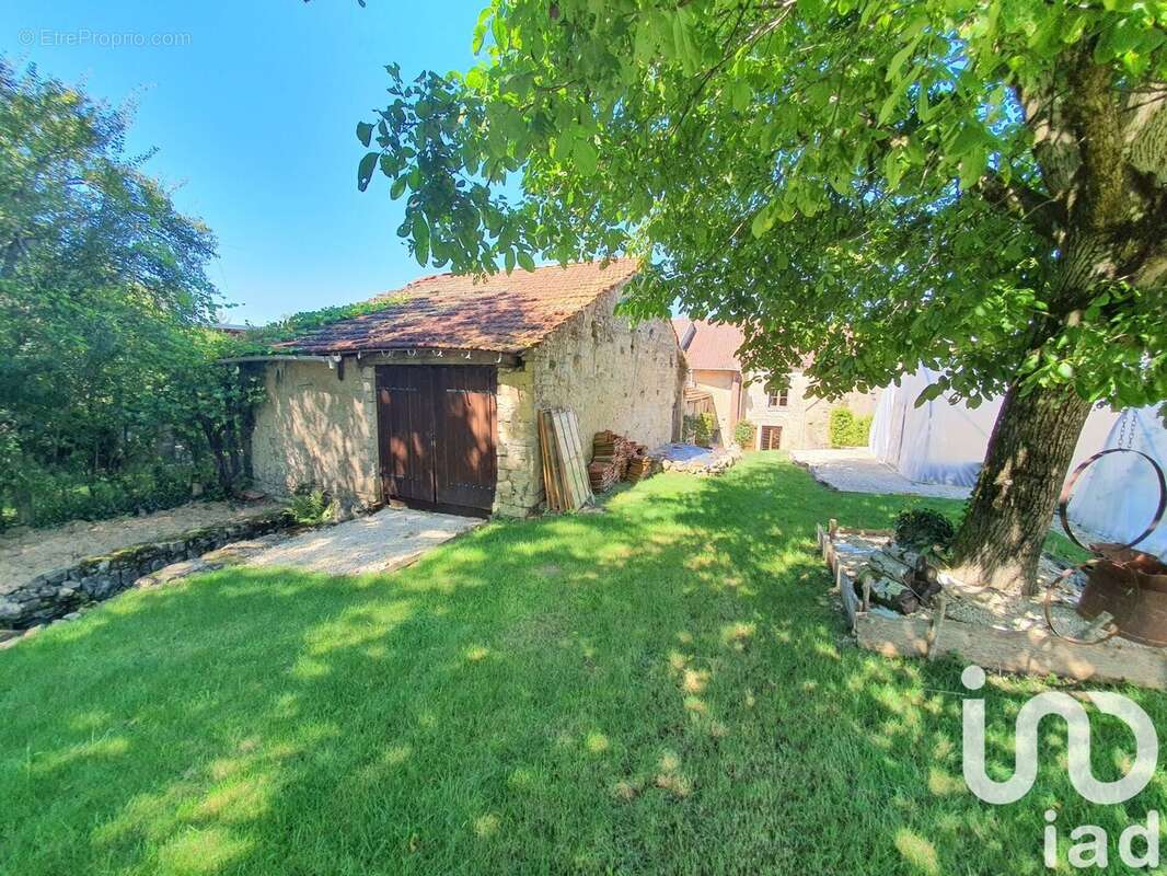 Photo 5 - Maison à NEUVELLE-LES-VOISEY