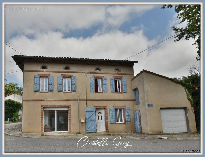 Maison à CAUJAC