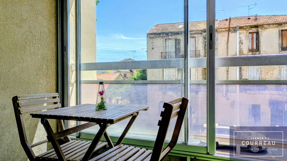 Montpellier  Résidence de standing avec piscine   Superbe F2 de 53 m2 avec terrasse à 5 min de la Comédie - photo 5