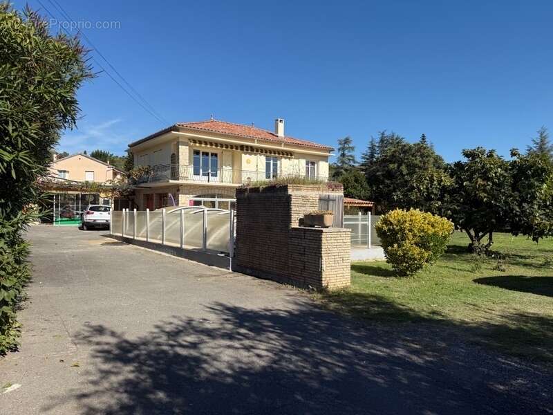 Maison à SAINT-AMBROIX