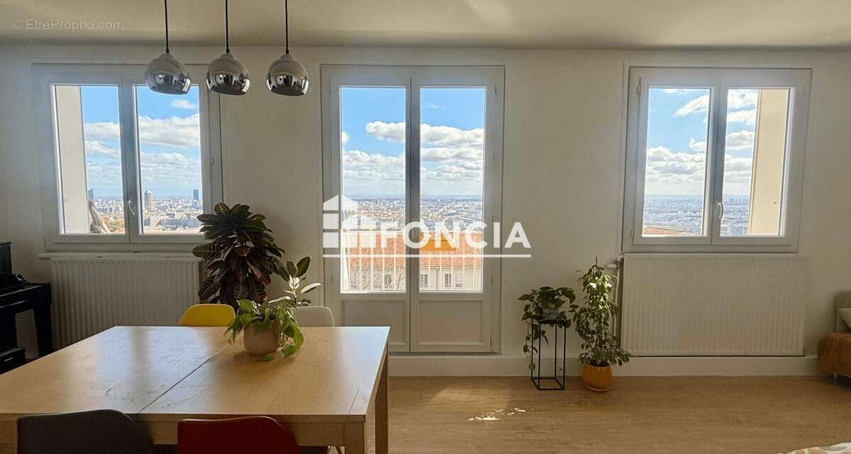 Appartement à LYON-5E