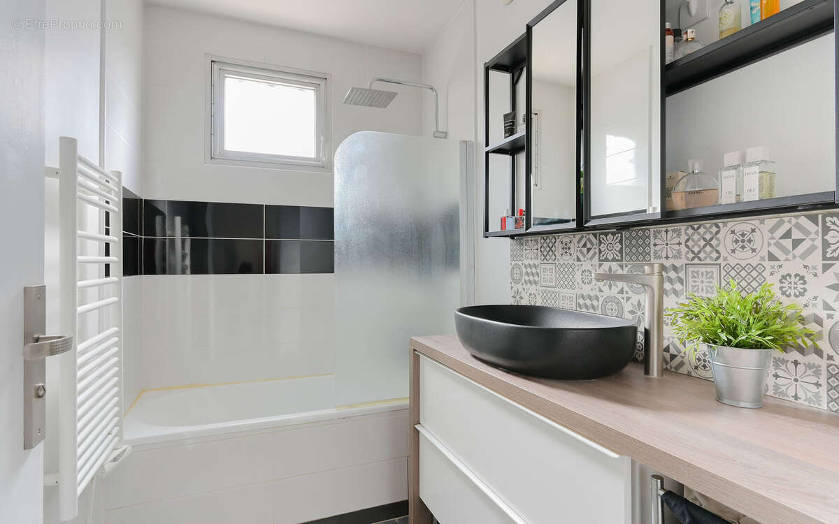 Appartement à TASSIN-LA-DEMI-LUNE