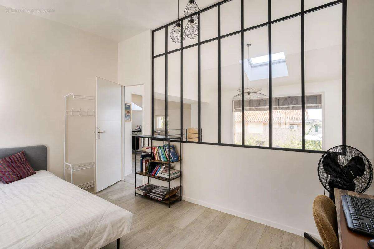 Moidieu-Détourbe - Ancienne grange de 160 m² réinventée - photo 24