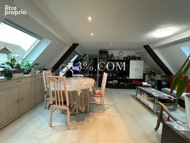 3%COM Appartement F4 avec 3 chambres au centre de Hochfelden - photo 4