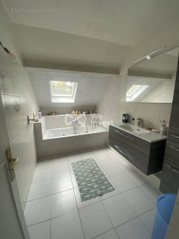 Maison à VIRY-CHATILLON