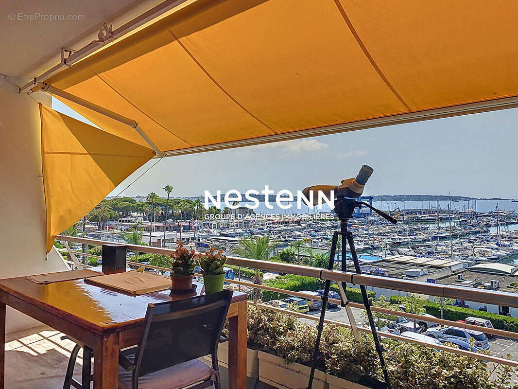 Golfe-juan - vue mer - studio 29m2 - terrasse - box ferme - port camille rayon. - photo 3