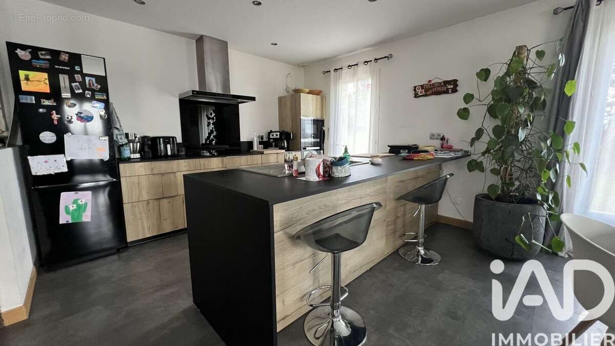 Maison 145 m² à Margueron  - photo 5