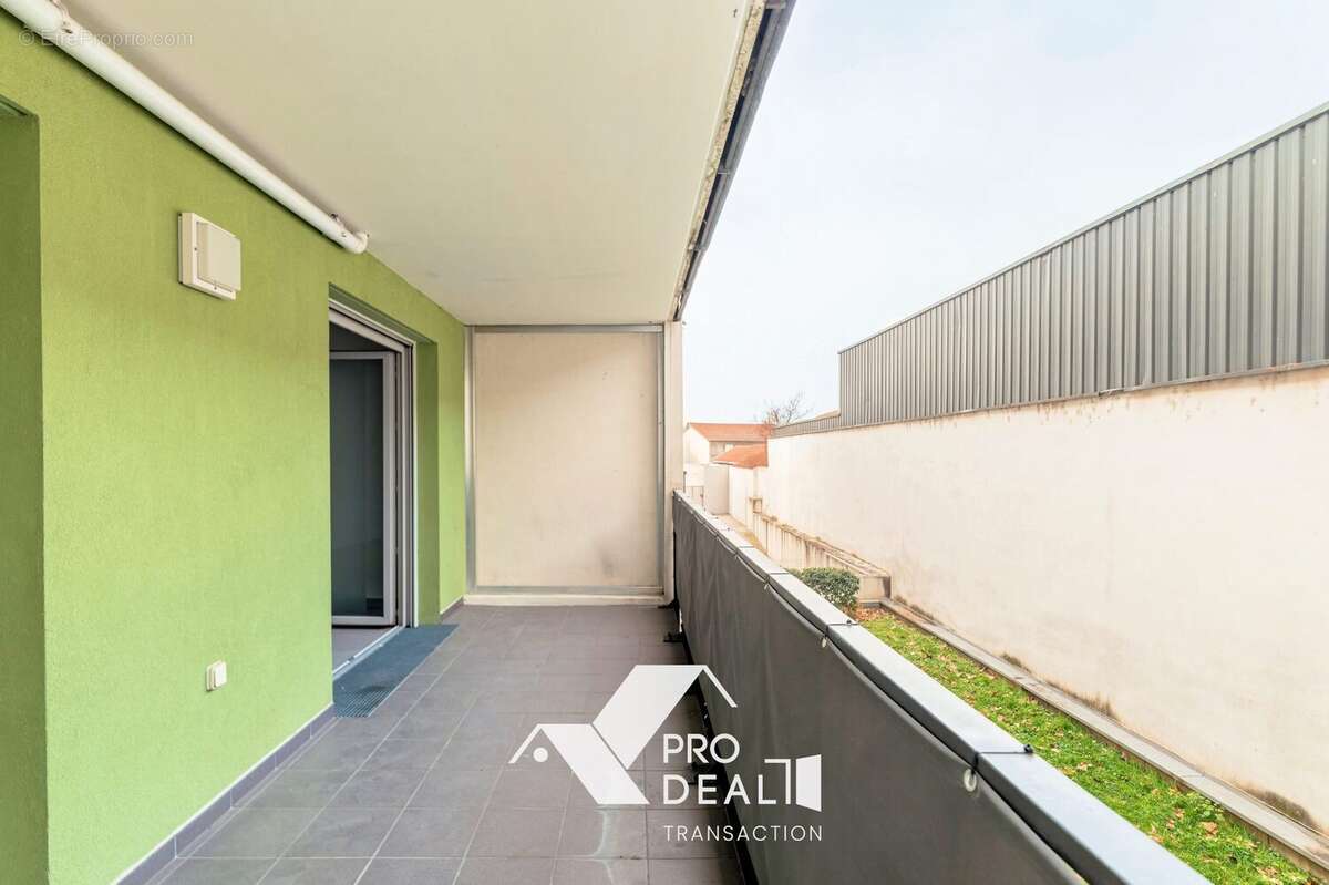Appartement 48 m² à Saint-Fons  - photo 7