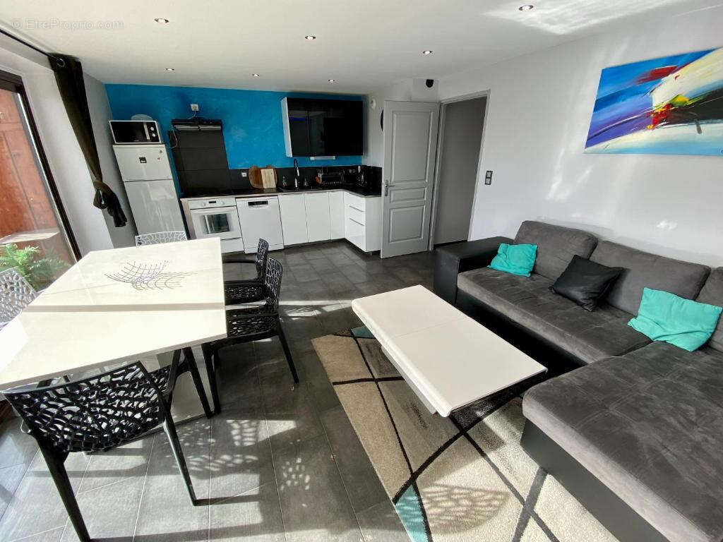 Appartement à LE CHATEL