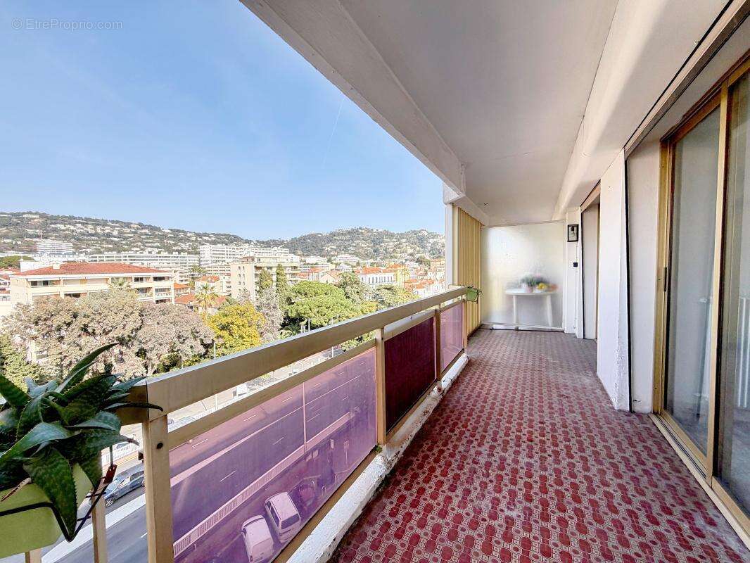 Appartement à CANNES