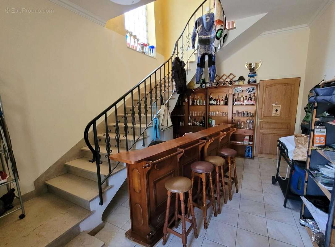 Maison à SAINT-MARTIN-DE-VALGALGUES