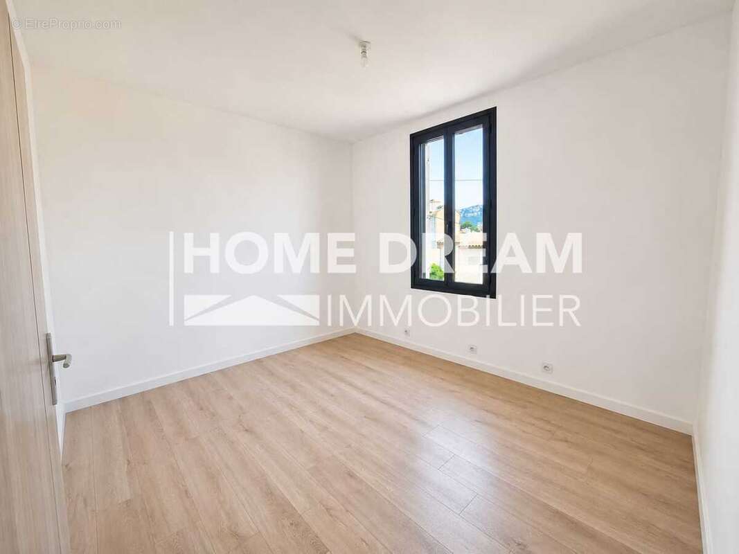 Appartement 40 m² à Toulon  - photo 5