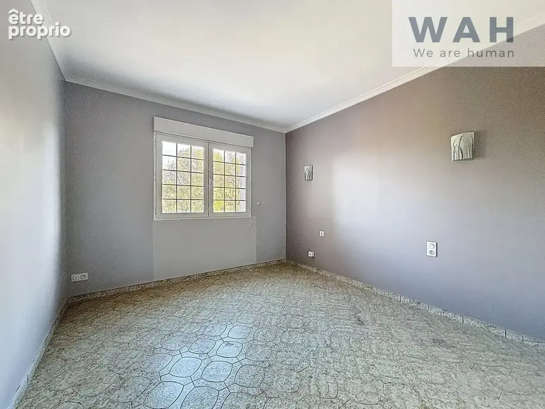 Maison 390m2 - Gros potentiel - Piscine - Terrain 1663m2 - S - photo 23