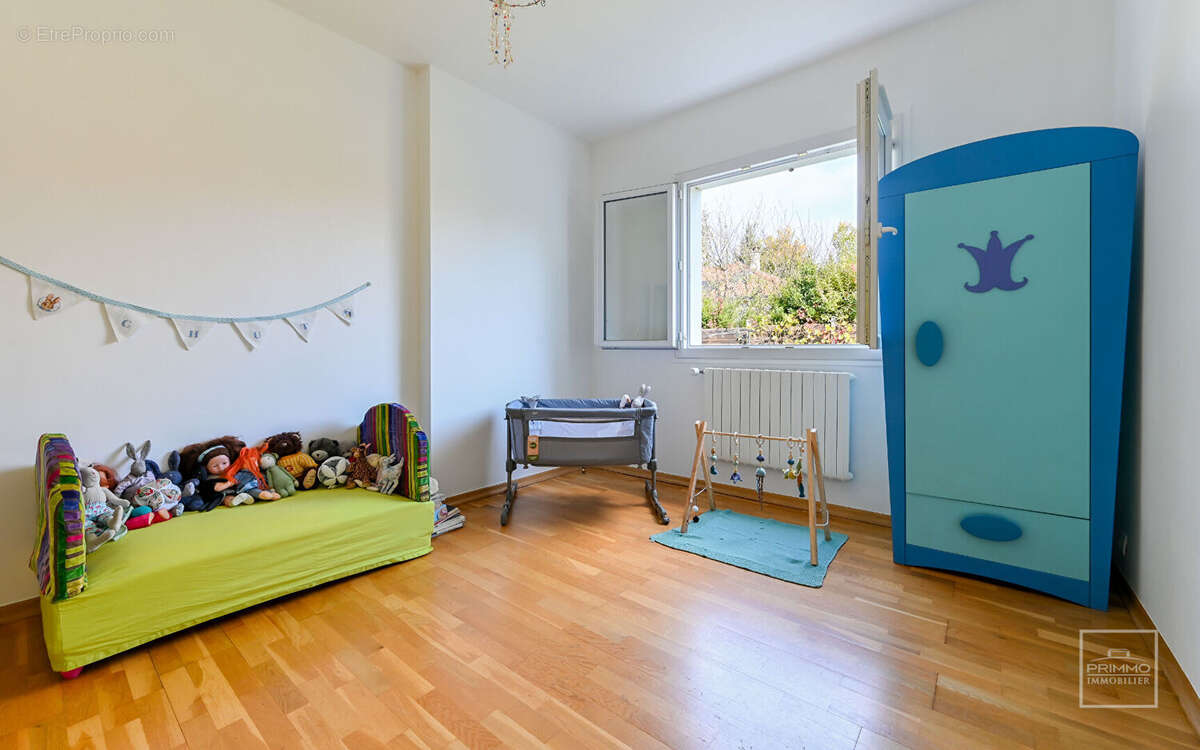 Maison à CHAMPAGNE-AU-MONT-D&#039;OR