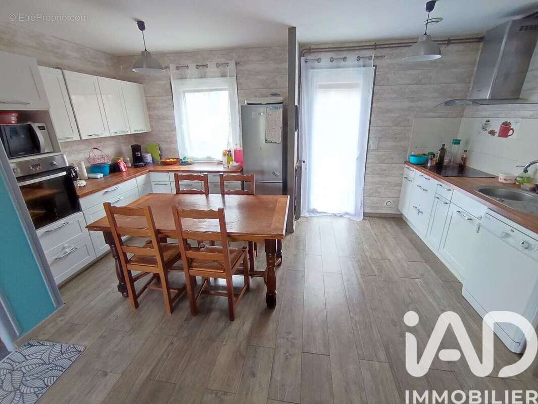 Photo 5 - Maison à LEVES