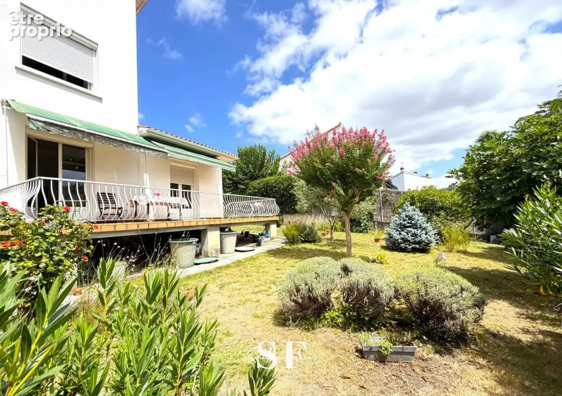AGEN   Maison familiale 4 chambres avec jardin et garage - photo 2