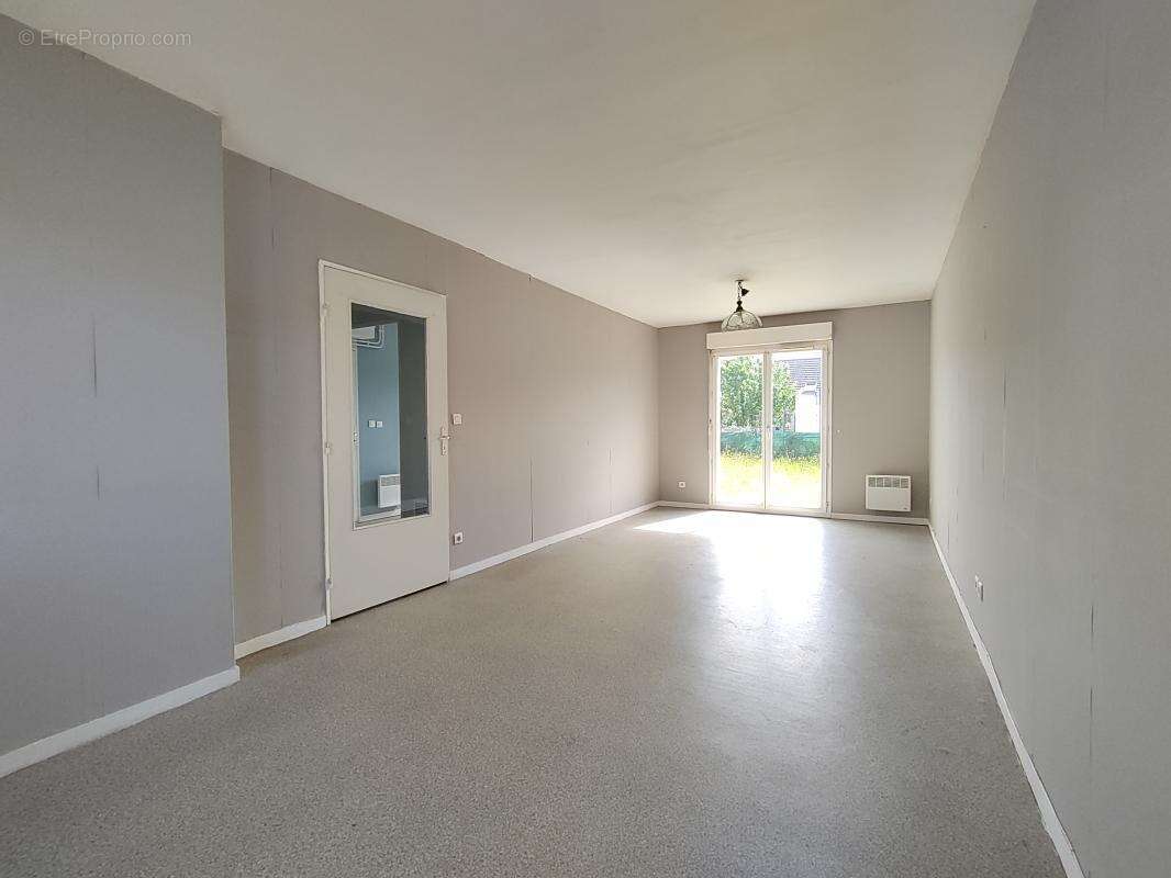 Maison T3 71m² - Lassigny - 4941.1.12.12 - photo 3