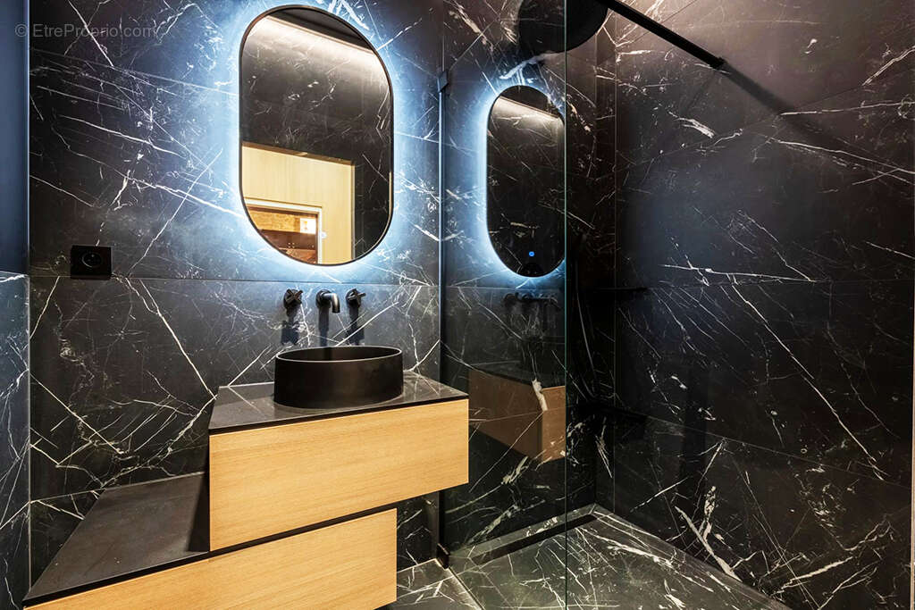 Appartement à PARIS-4E