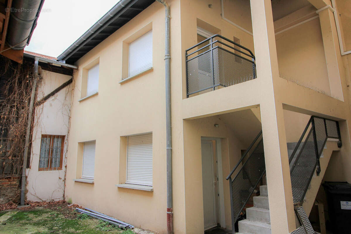 Appartement à OULLINS