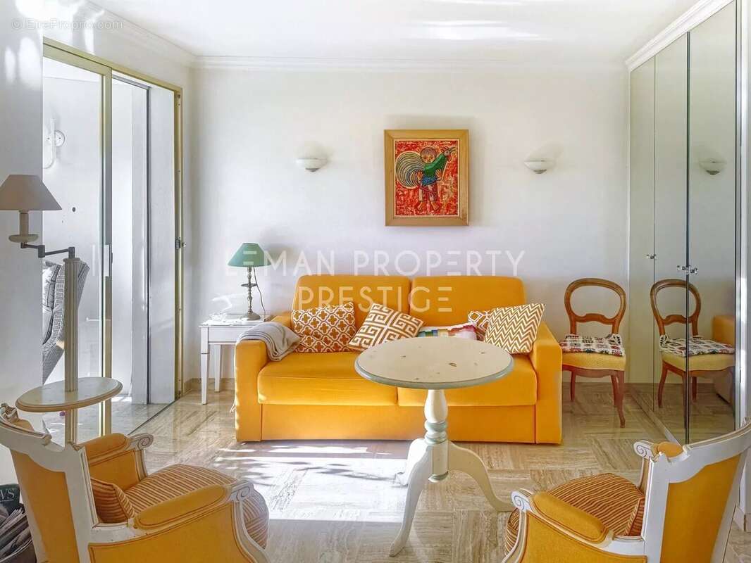 Appartement à CANNES