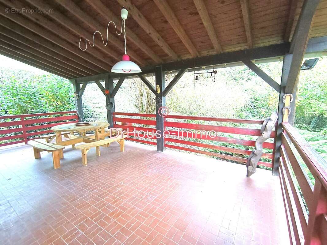 Maison à SAINT-JUST-DE-CLAIX