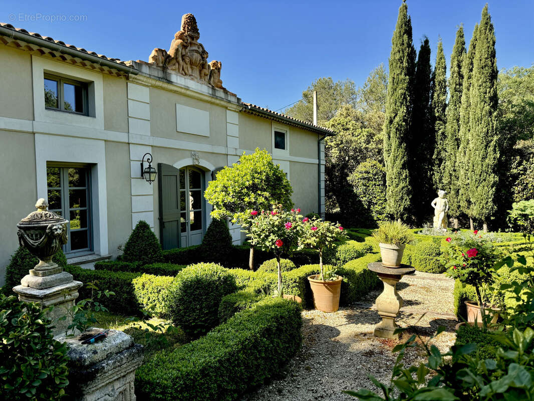 Maison à NIMES