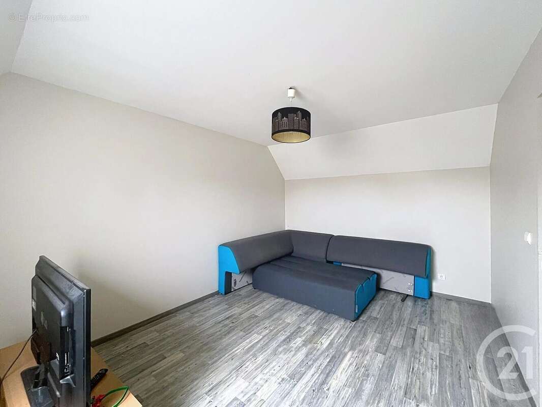 Maison à THORIGNY-SUR-OREUSE