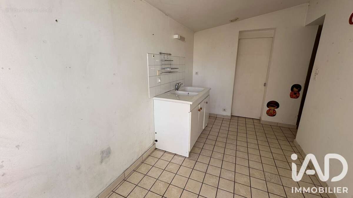 Maison 56 m² à Angles  - photo 6
