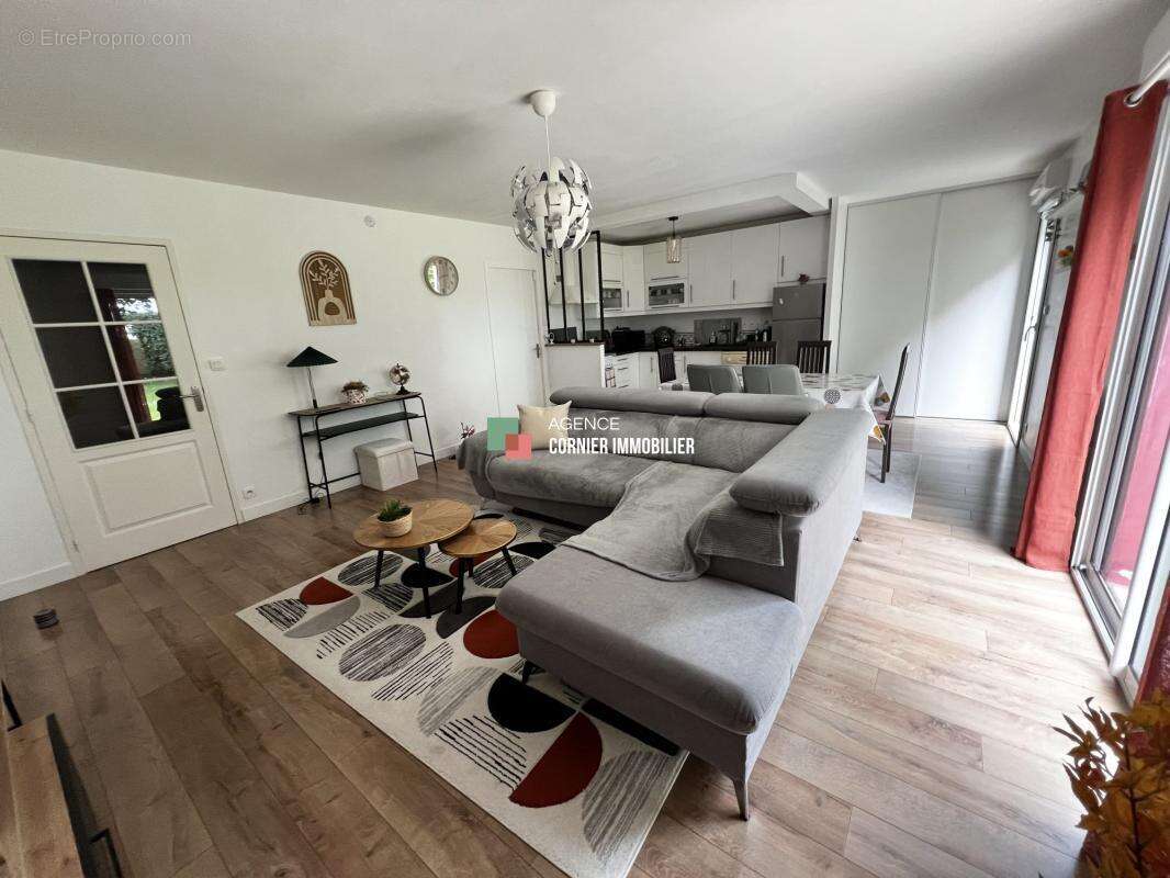 Appartement à THORIGNE-FOUILLARD