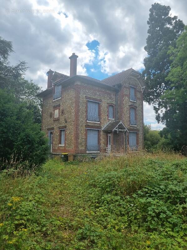 Maison à GRETZ-ARMAINVILLIERS