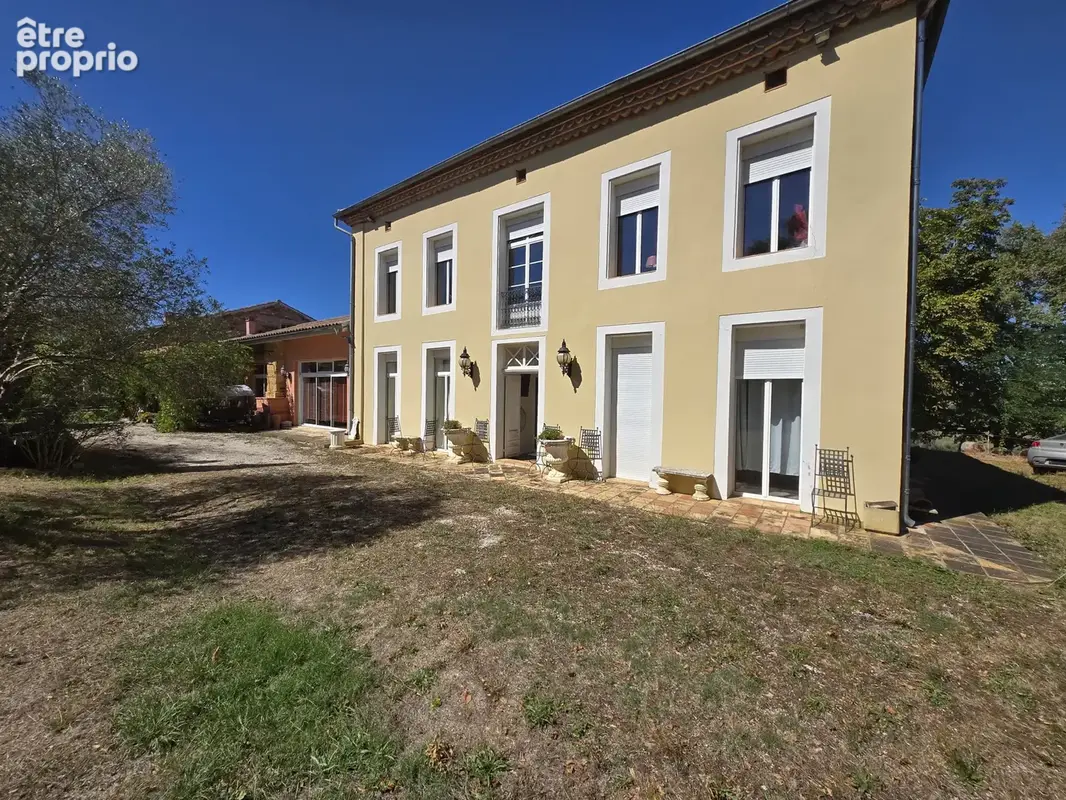 Saint-martin d'oydes-chateau mercie 350 m2 - photo 4