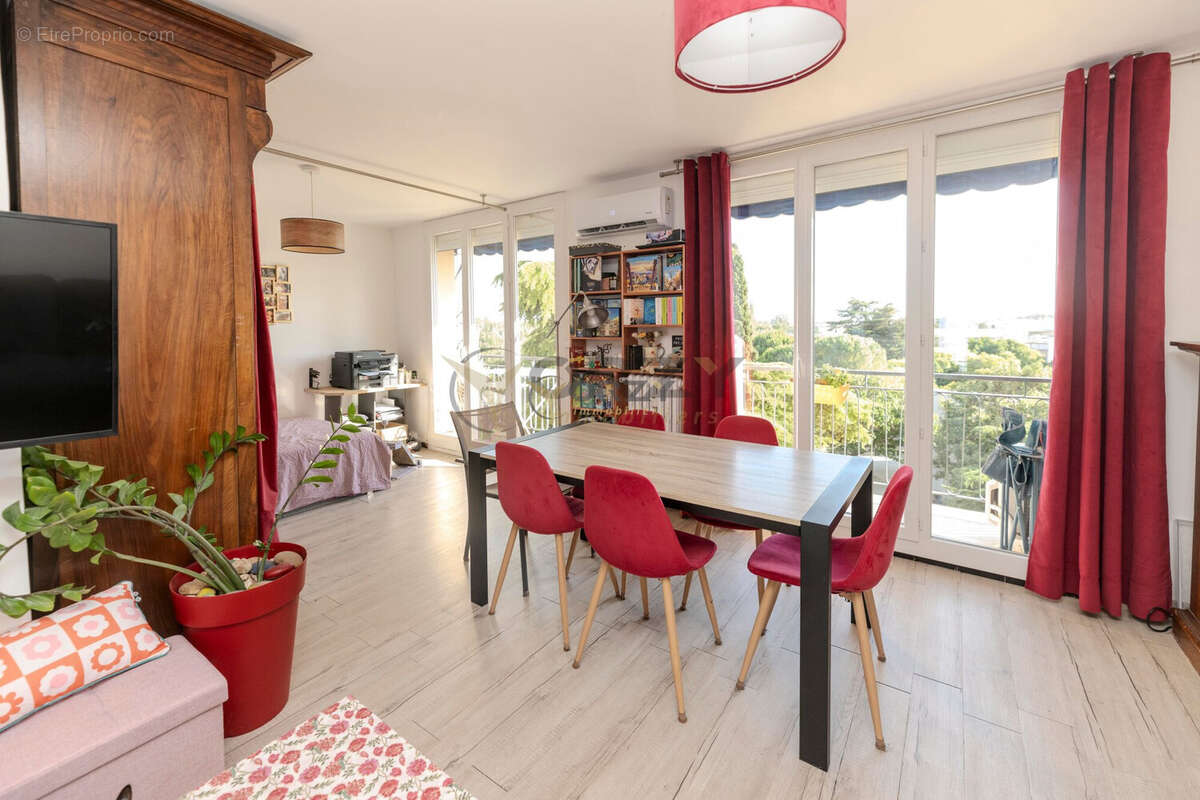 Appartement à NIMES
