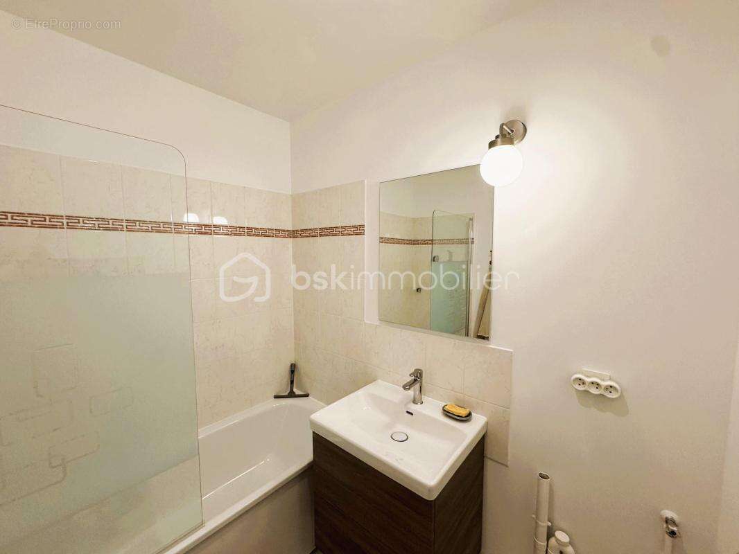 Appartement à CORBEIL-ESSONNES