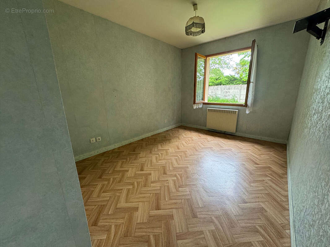 Maison à NEUILLY-EN-THELLE