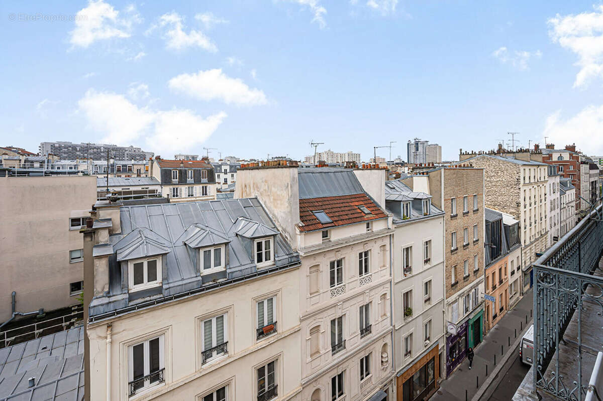 Appartement à PARIS-14E