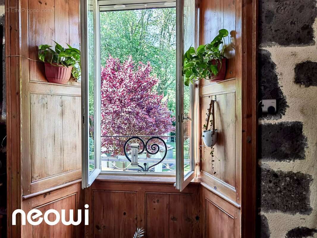 Maison auvergnate avec dépendance - photo 14
