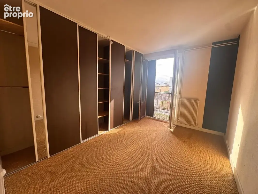 Appartement 4 pièces 97 m² à vendre à Roanne (42300) - photo 7