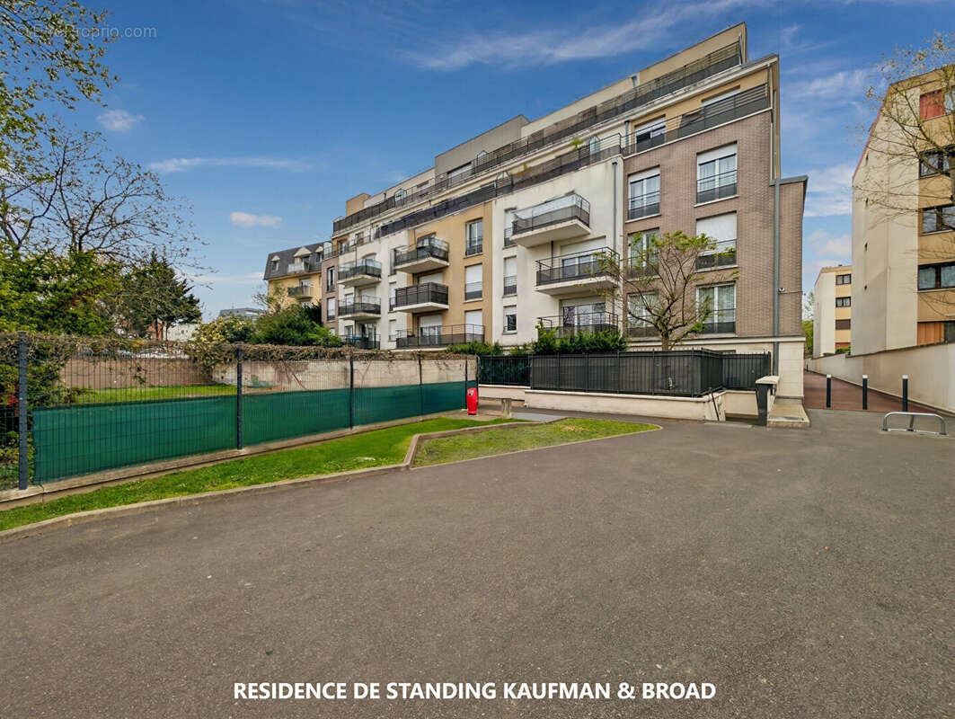Appartement à ROSNY-SOUS-BOIS