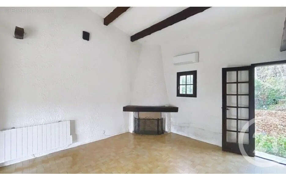 Maison à ROQUEFORT-LES-PINS