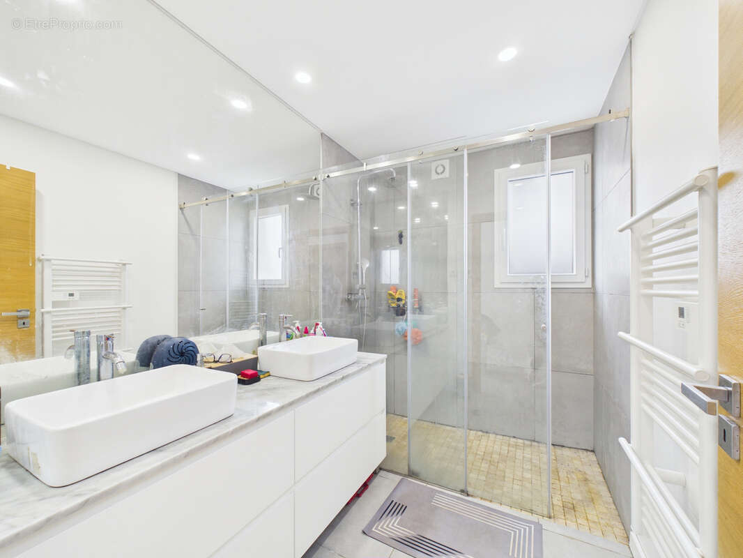 Appartement à MONTMELIAN
