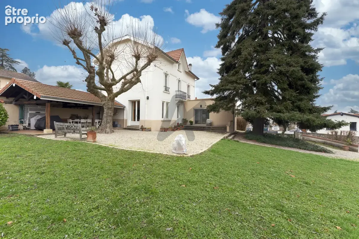 Saint-genis-les- ollieres-maison ancienne-215 m2 - photo 2