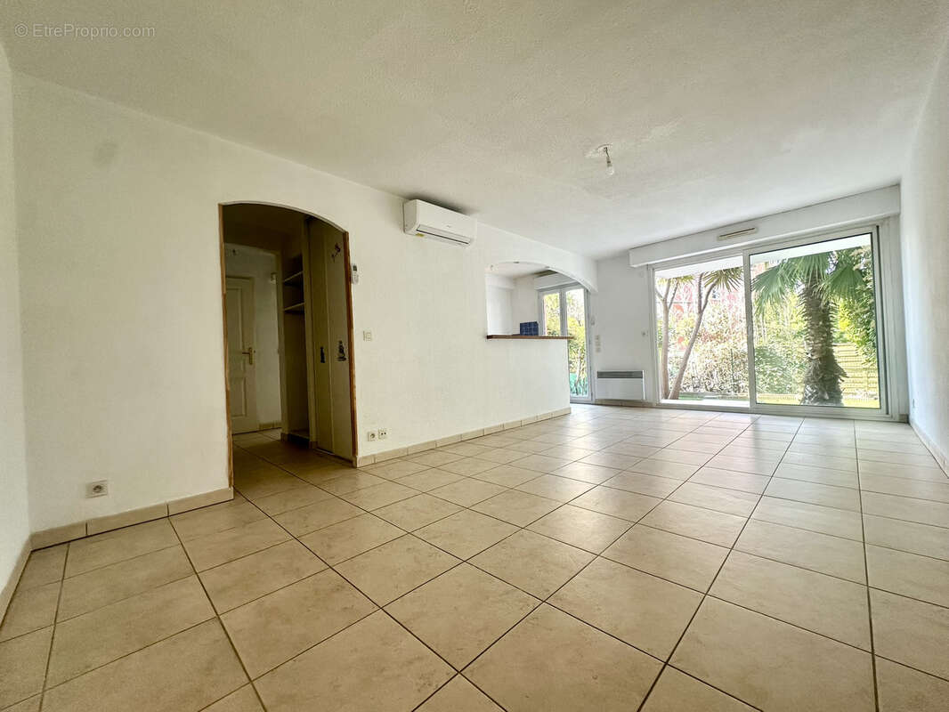 Appartement à FREJUS