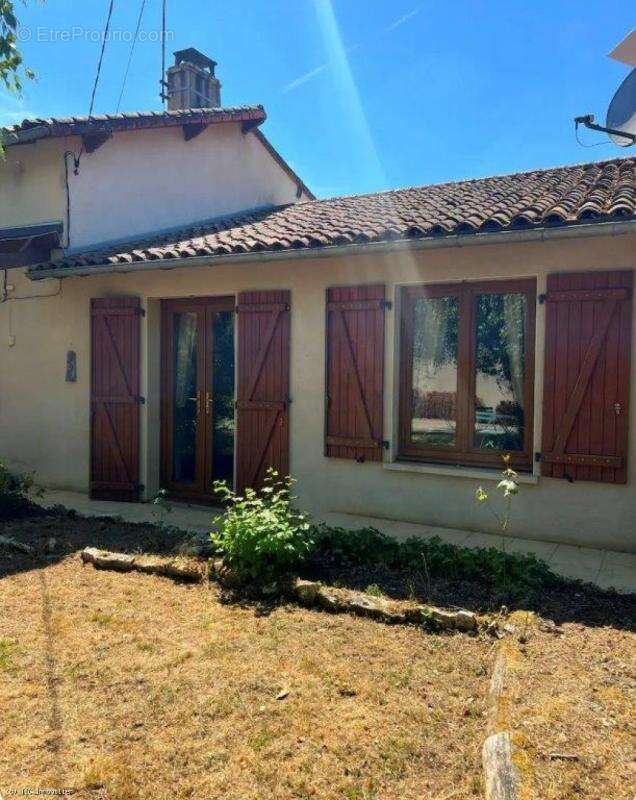 Maison à BLANZAY