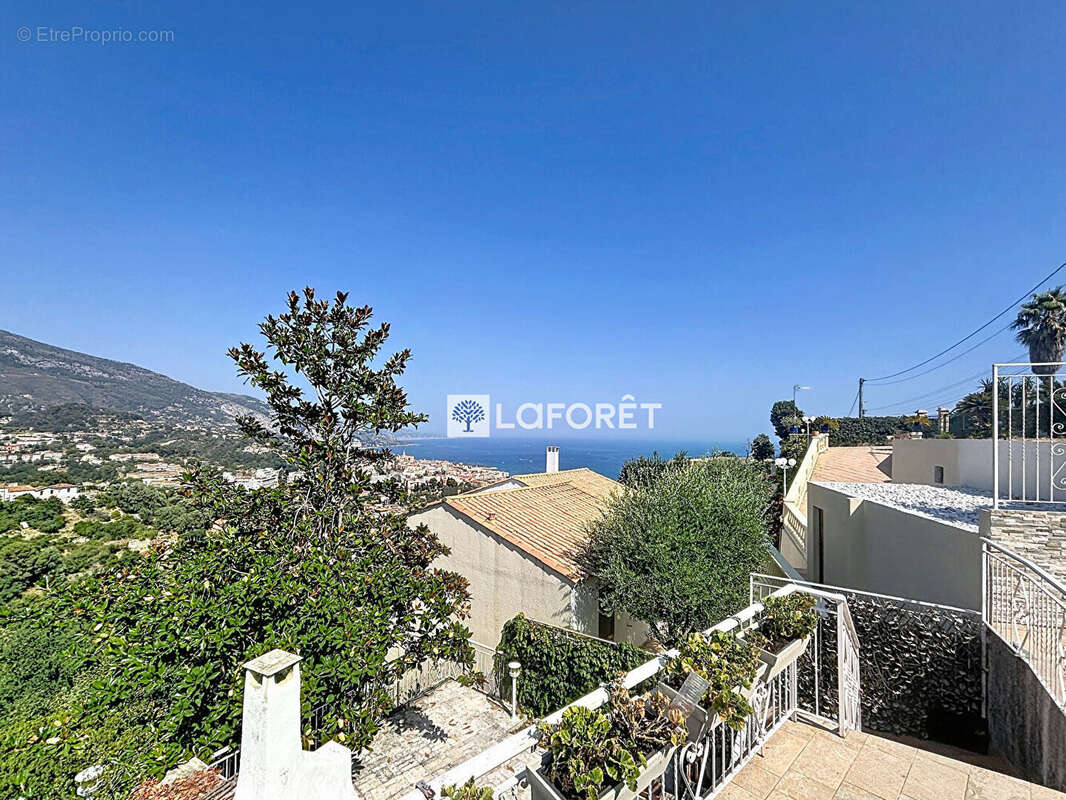 Maison de standing de 128m² avec vue mer exceptionnelle et piscine - photo 2